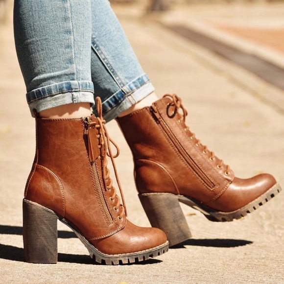 Shoes - SONYA Lace-Up Bootie - TAN